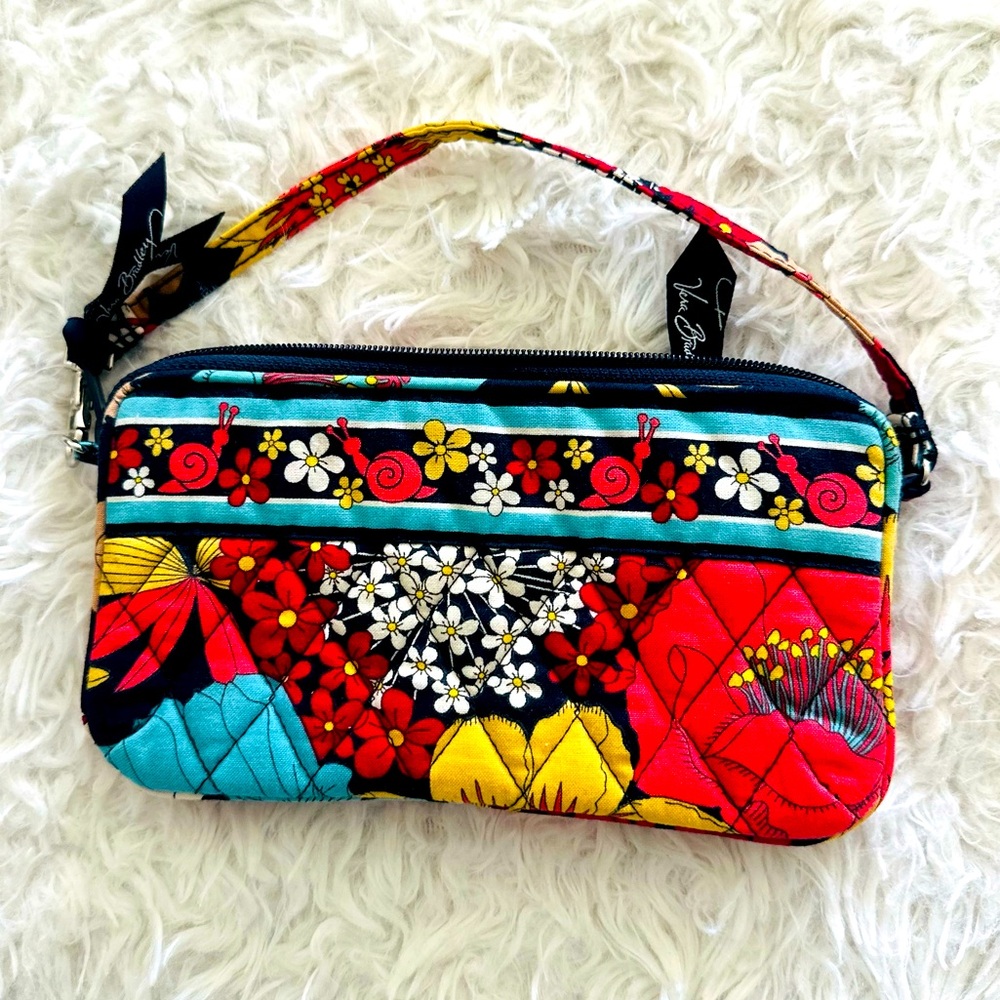 Vera Bradly Happy Snails Wristlet/Clutch
